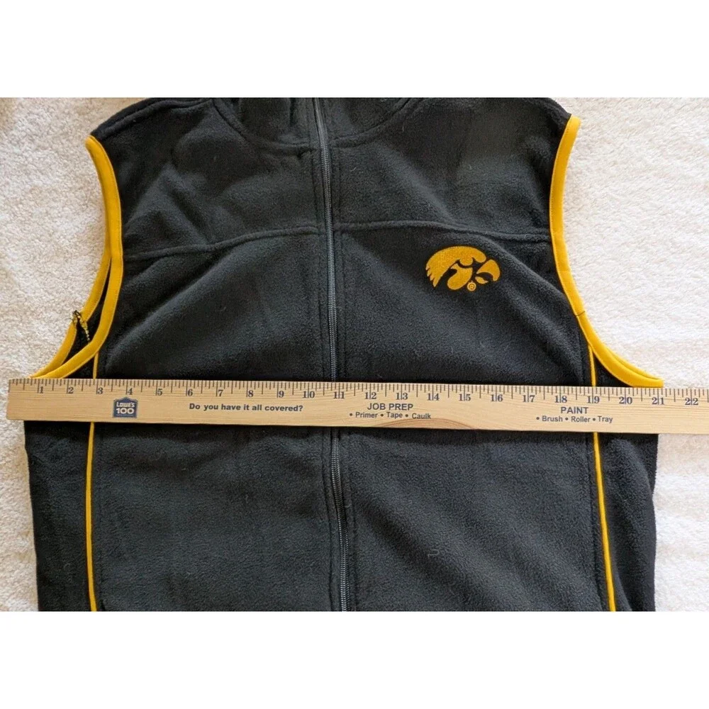 Iowa Hawkeyes Colosseum Fleece Vest Black Yellow Unisex Youth XL Womens M